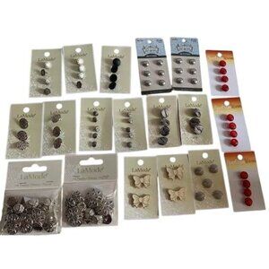 LaMode Sewing Buttons & Craft Button Lot Various Designs